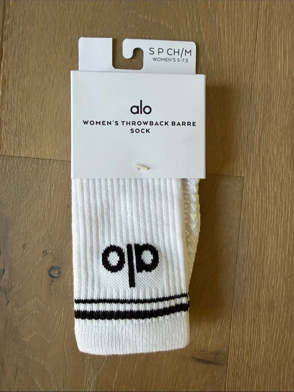 ALO Yoga Women's Throwback Barre Sock, White with Black Stripe & Logo, Sze 5-7.5